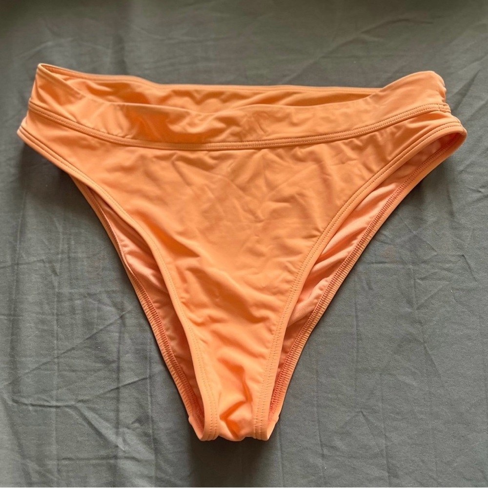 Billabong bikini bottoms NWOT